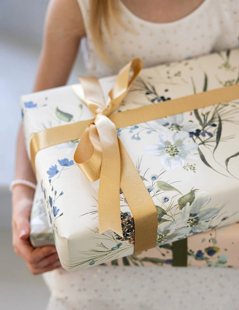 bespoke gift wrap roll